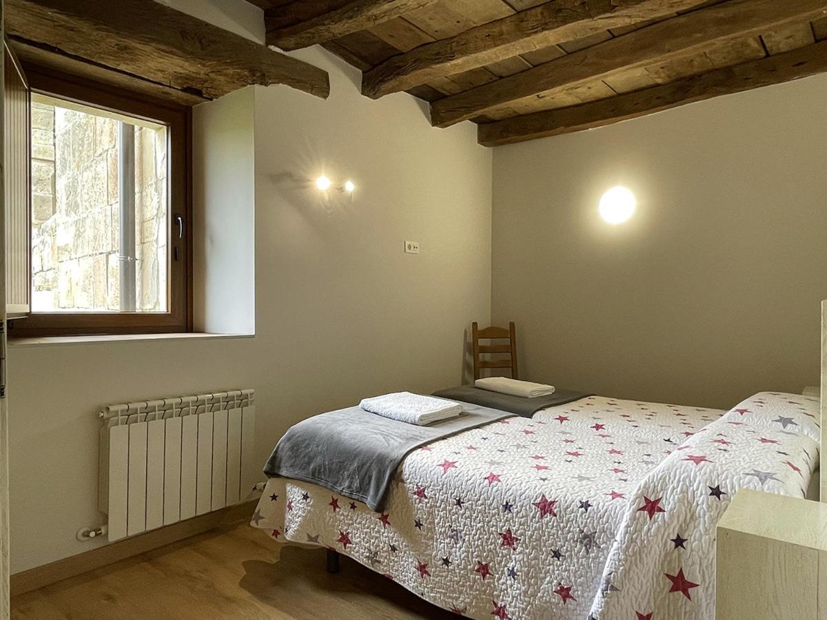 Palacio De Aralar Familias Oskotz Esterno foto
