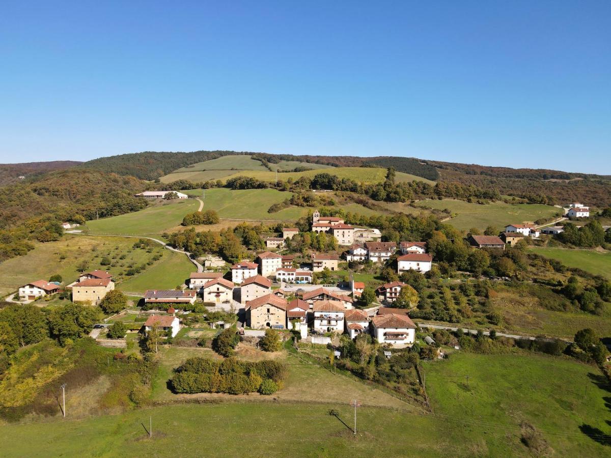 Palacio De Aralar Familias Oskotz Esterno foto